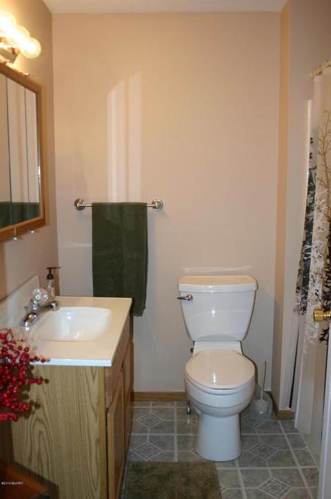 840 E Michigan, Marshall, MI 49068 photo 37