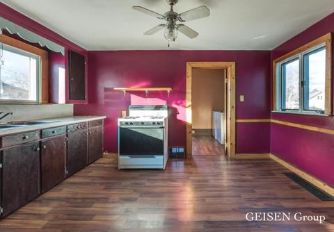 703 Harrison St, Belding, MI 48809 photo 4