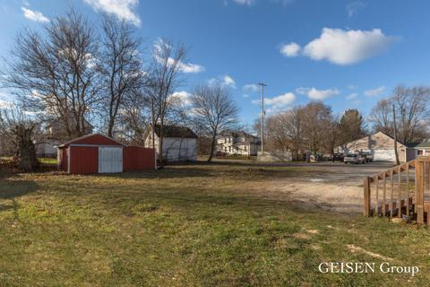 703 Harrison St, Belding, MI 48809 photo 16