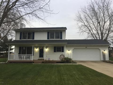 882 Maple Dr, Schoolcraft, MI 49087 photo 1