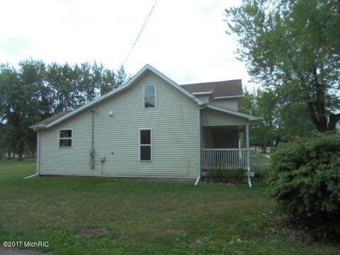 658 N Main, Fowler, MI 48835 photo 7