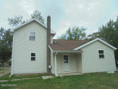 658 N Main, Fowler, MI 48835 photo 4
