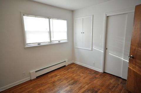 315 E Glenguile St, Parchment, MI 49004 photo 14