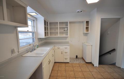 315 E Glenguile St, Parchment, MI 49004 photo 11