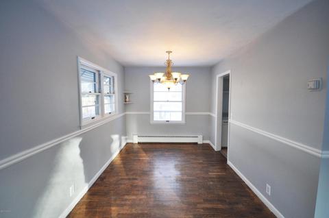 315 E Glenguile St, Parchment, MI 49004 photo 7