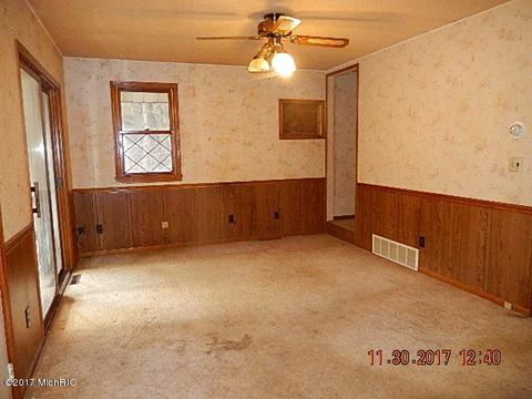 2543 E 82nd St, Newaygo, MI 49337 photo 2