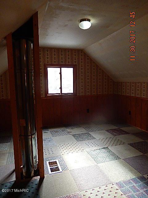 2543 E 82nd St, Newaygo, MI 49337 photo 12