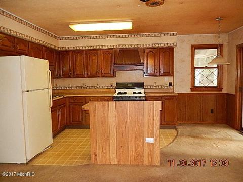2543 E 82nd St, Newaygo, MI 49337 photo 3