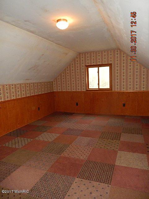 2543 E 82nd St, Newaygo, MI 49337 photo 11