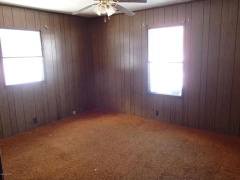 406 E North St, Tekonsha, MI 49092 photo 11