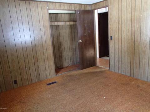 406 E North St, Tekonsha, MI 49092 photo 12