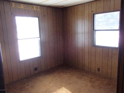 406 E North St, Tekonsha, MI 49092 photo 13