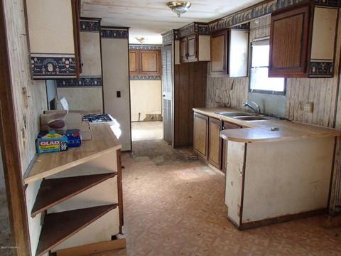 406 E North St, Tekonsha, MI 49092 photo 7