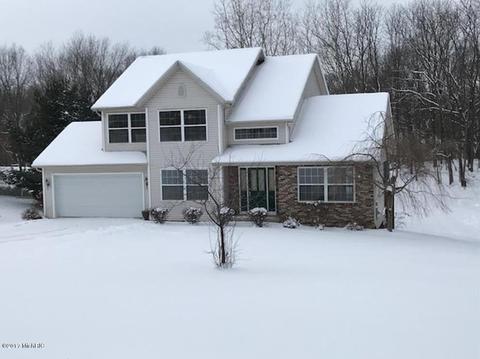 243 Fairway Ct, Plainwell, MI 49080 photo 1