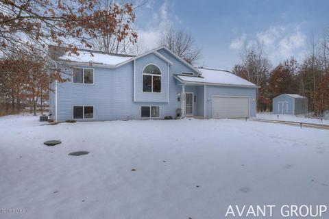 1885 Draper Dr, Stanton, MI 48888 photo 1