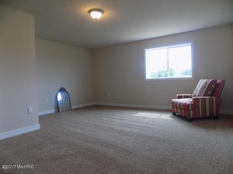 920 High St, Lowell, MI 49331 photo 17