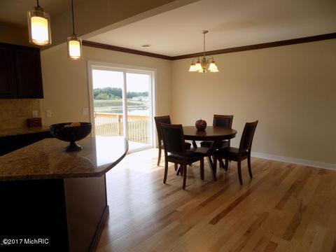 920 High St, Lowell, MI 49331 photo 6