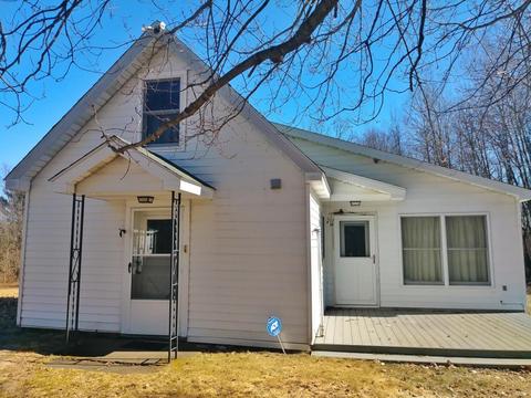 922 E 2 Mile Rd, White Cloud, MI 49349 photo 1