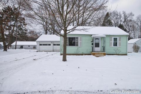 1025 Alderman St, Belding, MI 48809 photo 2