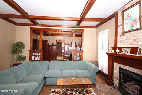 228 3rd St, Morley, MI 49336 photo 7