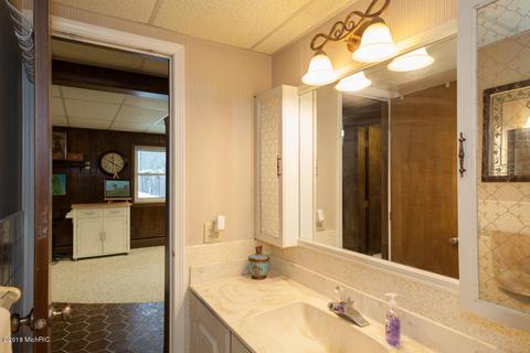 13830 E C Ave, Augusta, MI 49012 photo 31