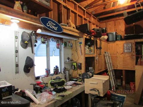 102 Wright Rd, Quincy, MI 49082 photo 41