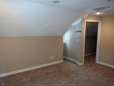 204 S Second St, Edmore, MI 48829 photo 13