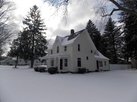 204 S Second St, Edmore, MI 48829 photo 11