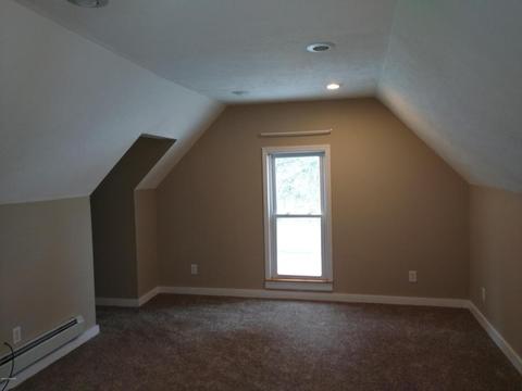 204 S Second St, Edmore, MI 48829 photo 5