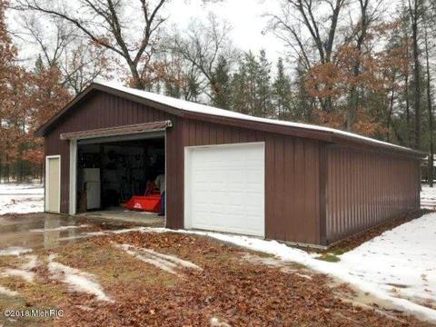 9237 S Forman Rd, Baldwin, MI 49304 photo 6
