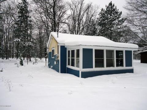 3237 N Hamilton, Branch, MI 49402 photo 2