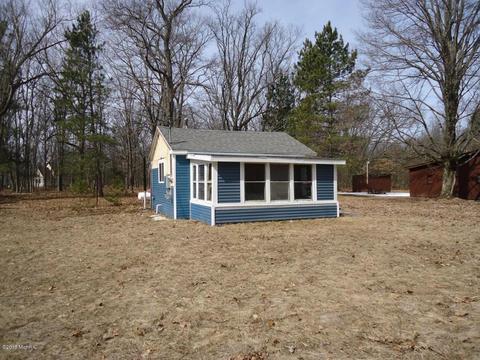 3237 N Hamilton, Branch, MI 49402 photo 10