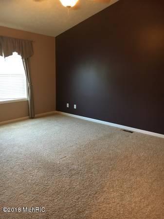 2064 Arbor Mdws, Dewitt, MI 48820 photo 5