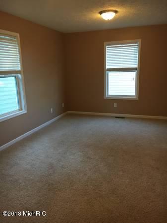 2064 Arbor Mdws, Dewitt, MI 48820 photo 7