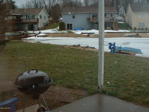 1484 Springbrook Dr, Jenison, MI 49428 photo 31