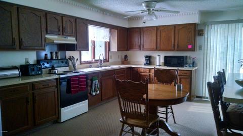 10236 Kimball Rd, Crystal, MI 48818 photo 2