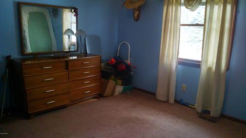 10236 Kimball Rd, Crystal, MI 48818 photo 5