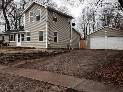 420 E Hughes St, Marshall, MI 49068 photo 2