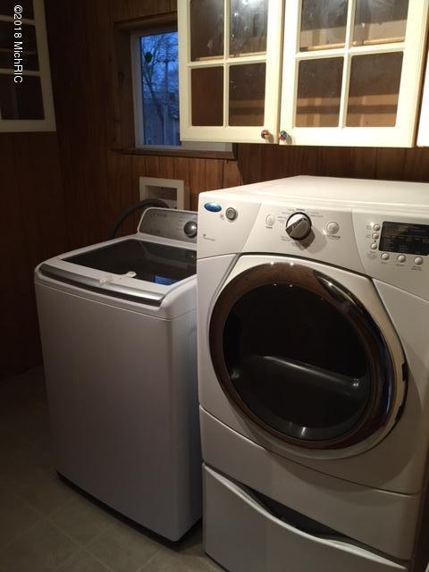 420 E Hughes St, Marshall, MI 49068 photo 11