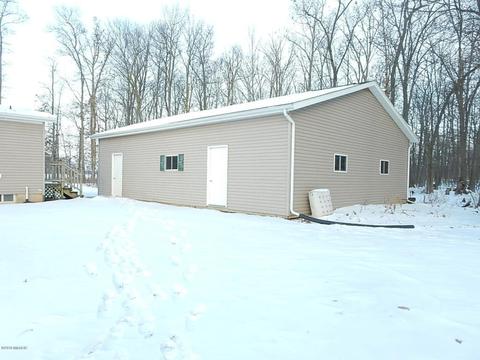 1561 James Rd, Lyons, MI 48851 photo 29