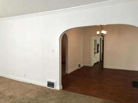 302 Third St, Manistee, MI 49660 photo 4
