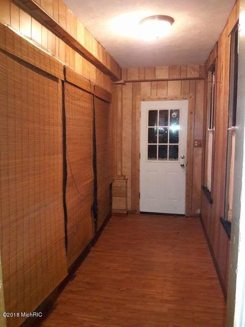 302 Third St, Manistee, MI 49660 photo 17