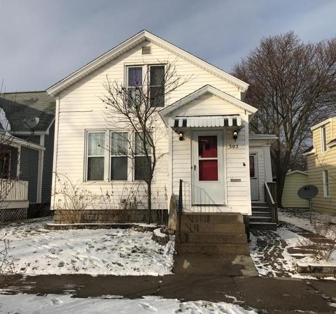 302 Third St, Manistee, MI 49660 photo 1
