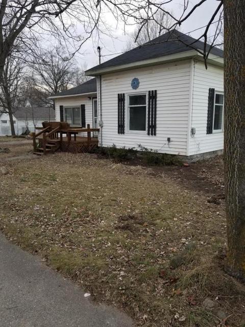 947 Alderman St, Belding, MI 48809 photo 4