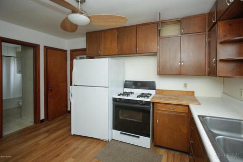 285 22nd St N, Springfield, MI 49037 photo 6