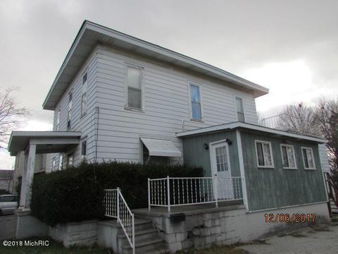 109 E Cherry St, Reading, MI 49274 photo 3