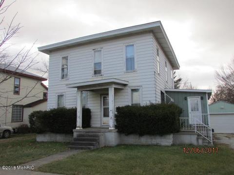 109 E Cherry St, Reading, MI 49274 photo 1