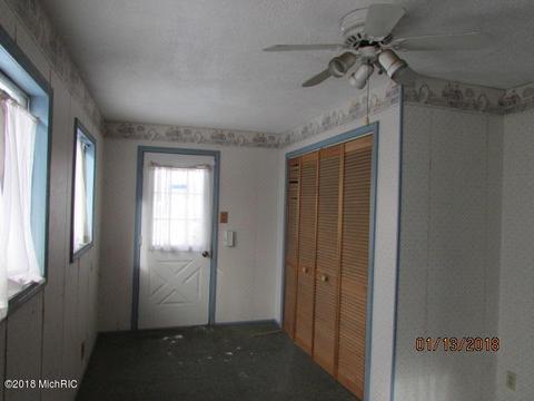 109 E Cherry St, Reading, MI 49274 photo 14