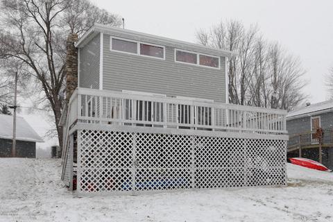 348 Lloyd Ln, Bronson, MI 49028 photo 2