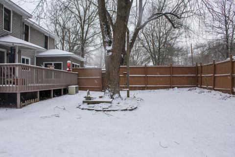 233 Gilkey St, Plainwell, MI 49080 photo 7